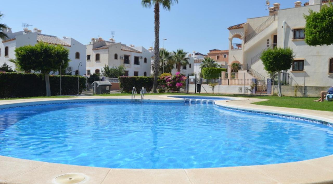 Villamartin, Lovely 2 Bed House, Short Walk To The Plaza. Orihuela Zewnętrze zdjęcie